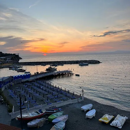 Maison Calablu 펜션 *